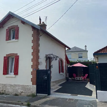 Charmante Maison Entierement Renovee Coeur De Ville Blois Exterior photo