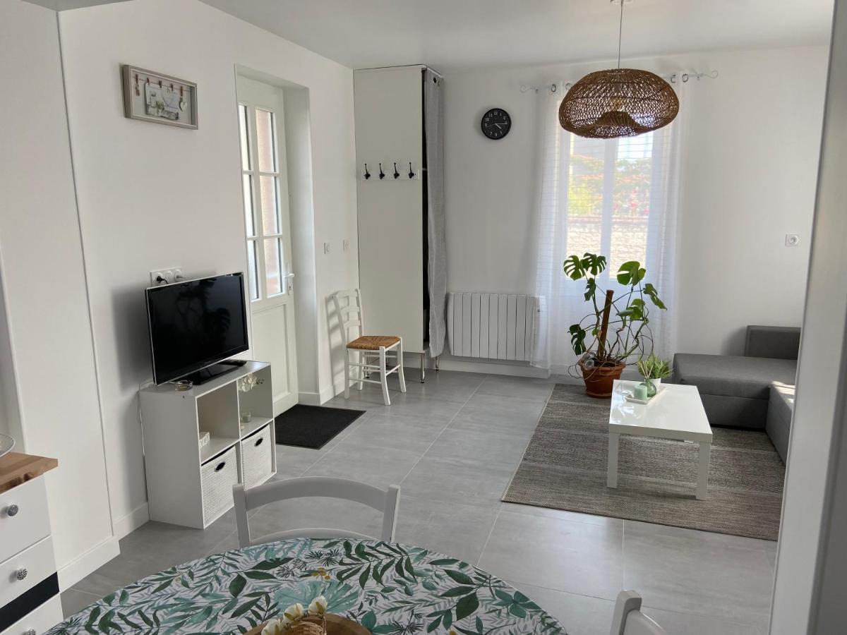 Holiday home Charmante Maison Entierement Renovee Coeur De *